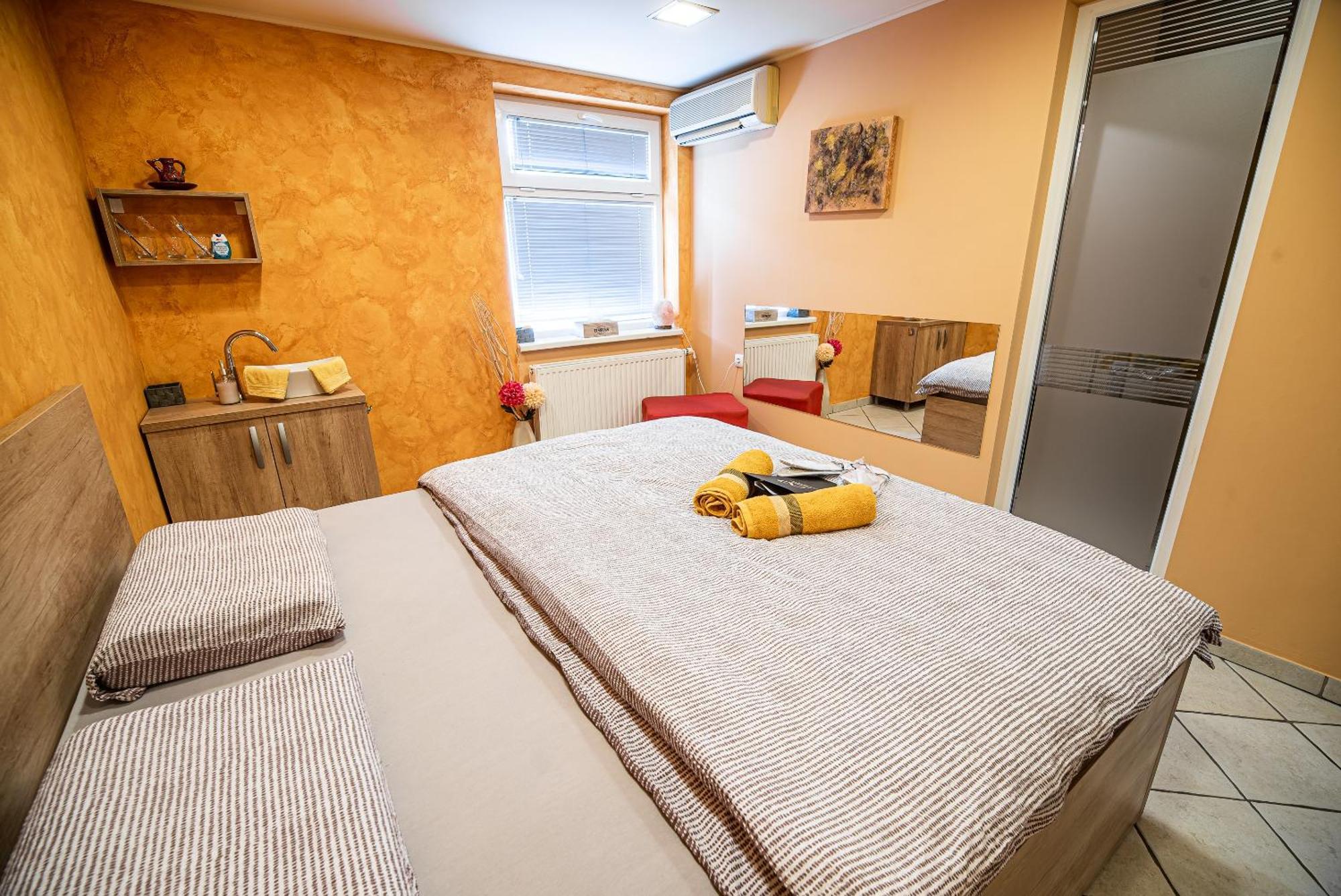 Lux Living Apartments Budic Near Terme Catez Brežice Quarto foto